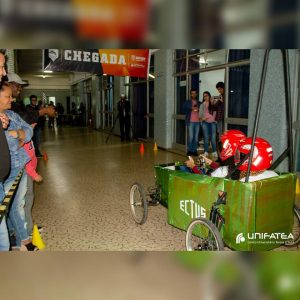 Alunos de Design UNIFATEA promovem Fórmula G-Force