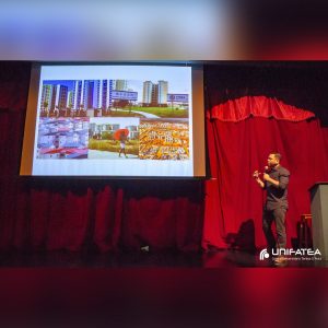 Aula magna de Arquitetura e Urbanismo fala sobre modelo moderno em reuso e a nova estética da cidade