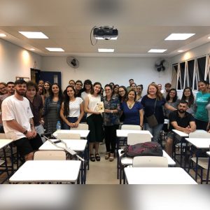 UNIFATEA recebe a visita da aluna do curso Direito da Universidade Presbiteriana Mackenzie, Ana Yassuda, para reunião do PIBID.
