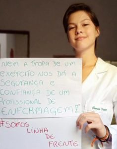 Professor incentiva alunos e juntos realizam homenagem aos profissionais de saúde