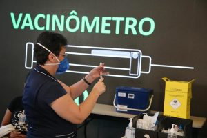 Governo lança site Vacina Já para pré-cadastro da imunização contra COVID-19